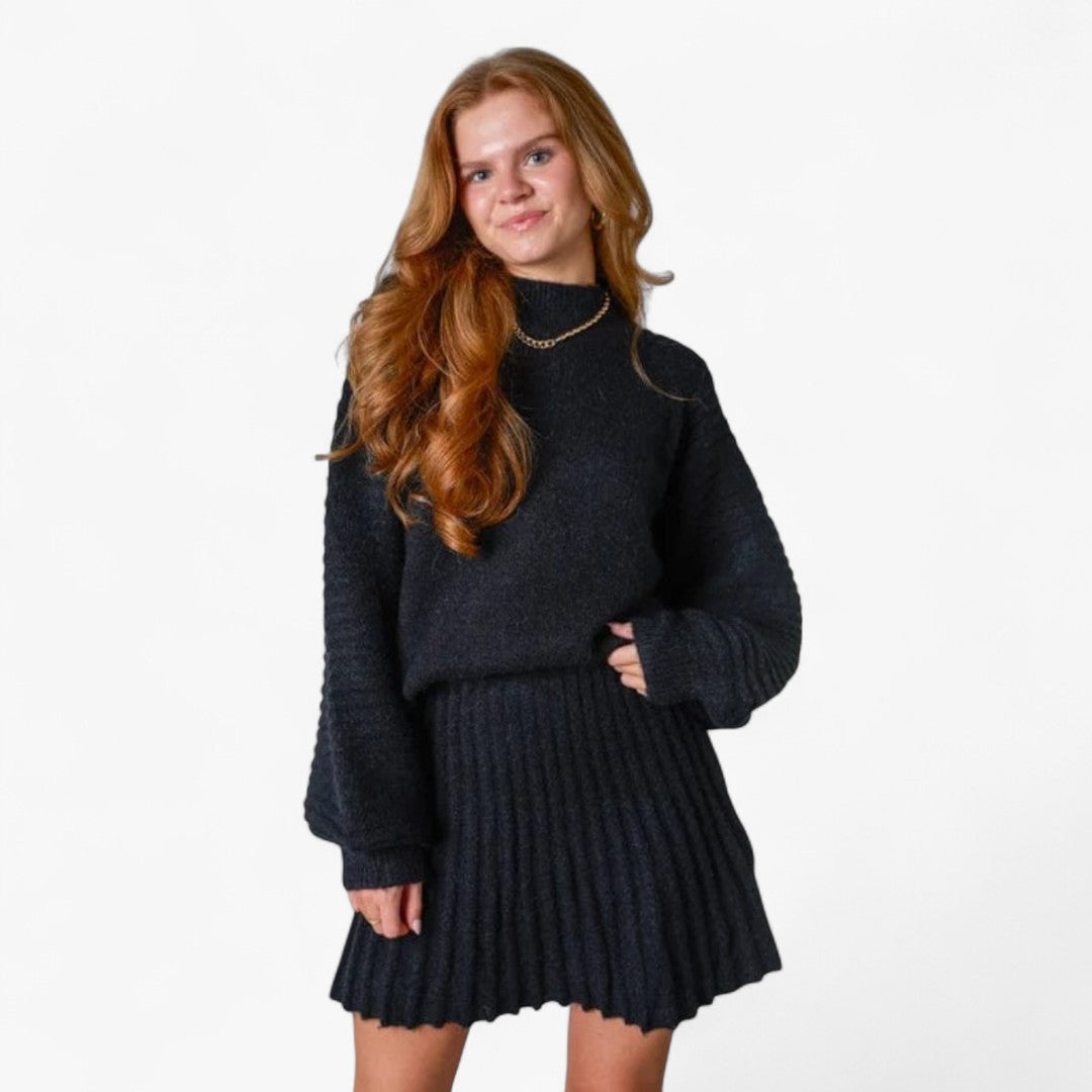 Jace & Rose Pleated 2-Piece Outfit Set Elegant Modern Style for Women